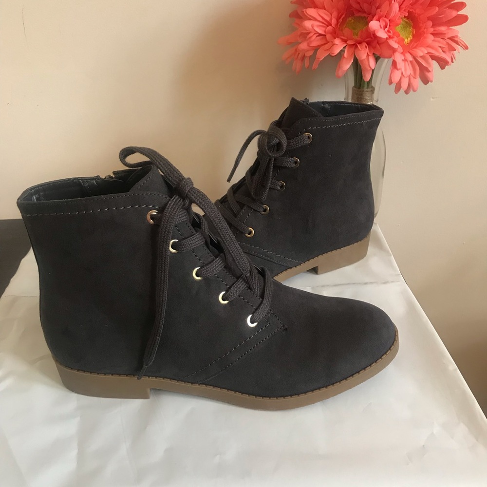 INDIGO RD ABELLY LACE UP ANKLE BOOT